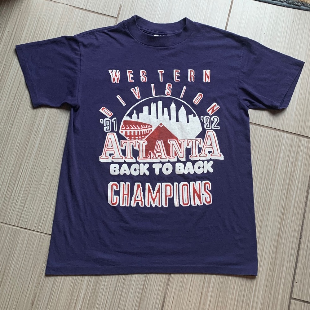 VTG platinum T’s Atlanta champions Women’s T-shirt